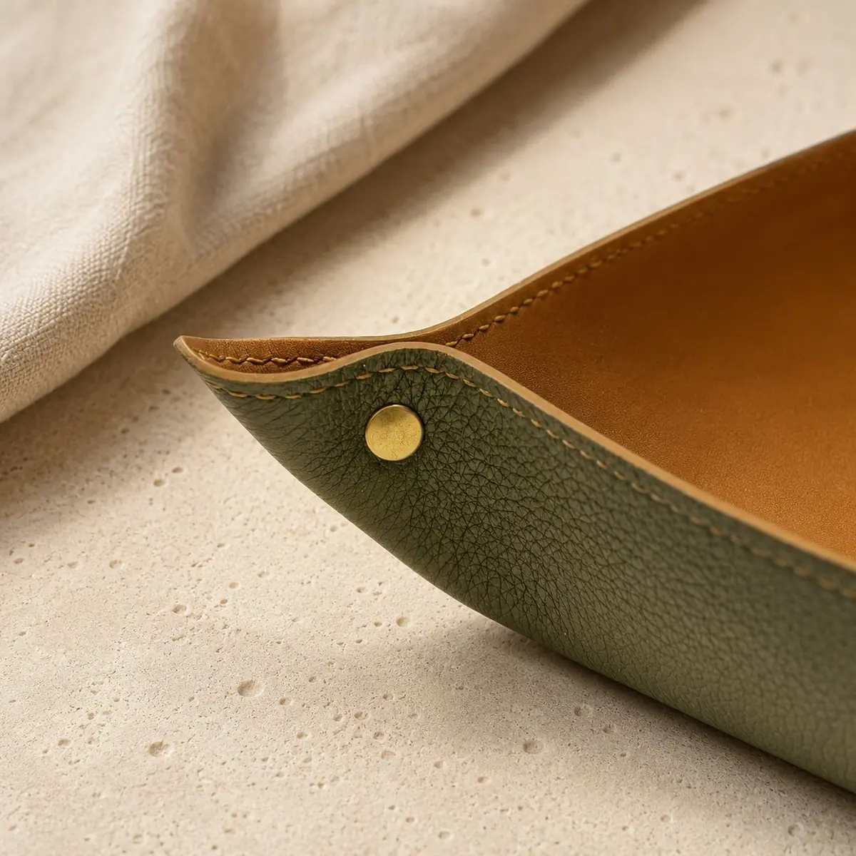 Emplacements pour cartes du vide-poche bastions 20 en cuir naturel